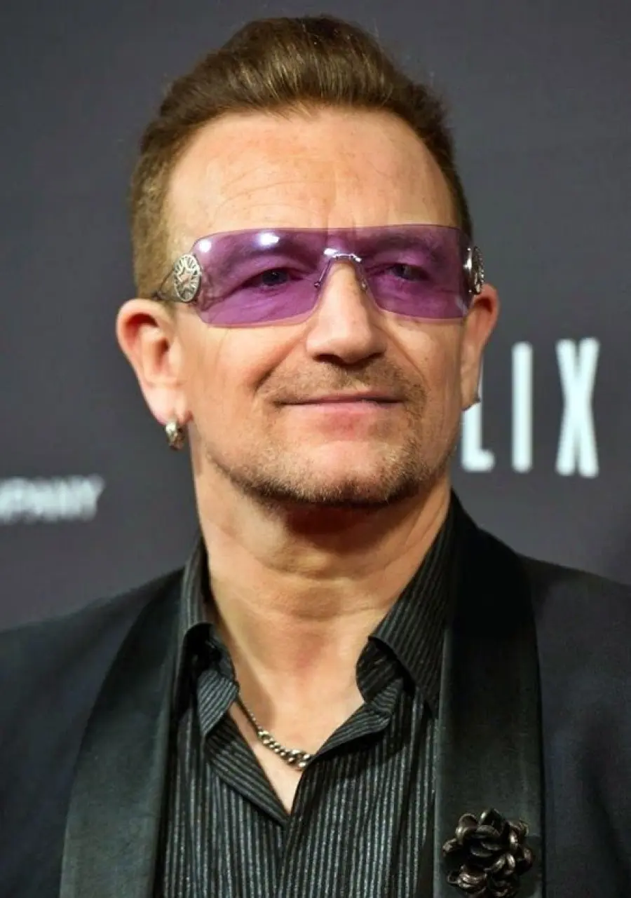 Bono Vox, niente più chitarra dopo incidente in bici: "Mi mancherà molto"