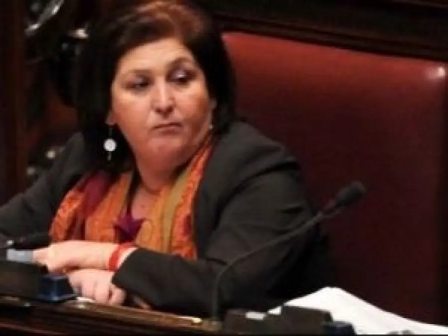 Teresa Bellanova (Pd) sotto scorta: minacciata per impegno varo Jobs Act