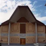 Roma, ordigno scoppia in chiesa: denunciati 6 ragazzi