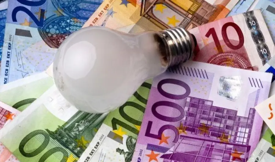 Luce e gas: bollette meno care da gennaio, notizia positiva per italiani