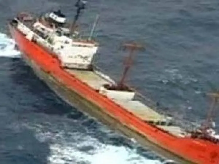 Marina di Ravenna, scontro tra mercantili: 3 dispersi