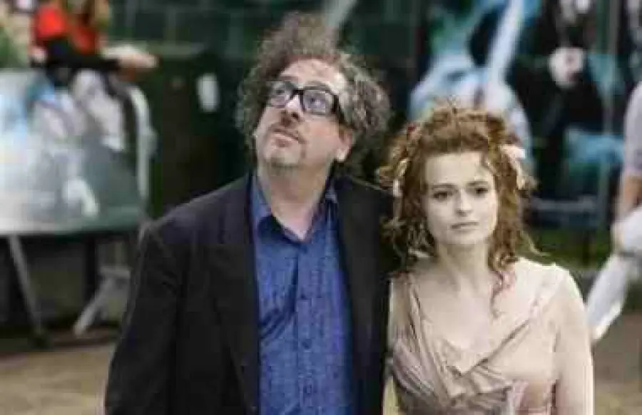 Tim Burton ed Helena Bonham Carter si separano: lui fu 'beccato' con donna misteriosa
