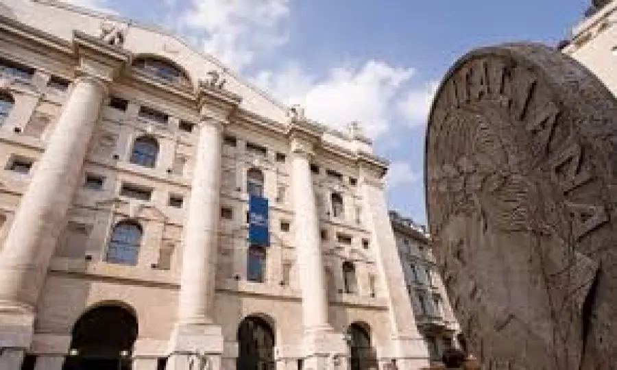 Borse: Milano perde il 2,5%. Quali Strategie per le opzioni binarie?