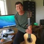 Gianni Morandi compie 70 anni e si regala 