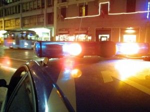 Roma, auto piomba su marciapiede: 4 bimbi travolti