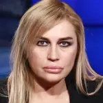 Temptation Island Vip, Lory Del santo ci pensa