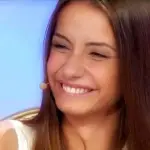 Uomini e Donne, ex tronista Anna Munafò cambia look: addio capelli neri