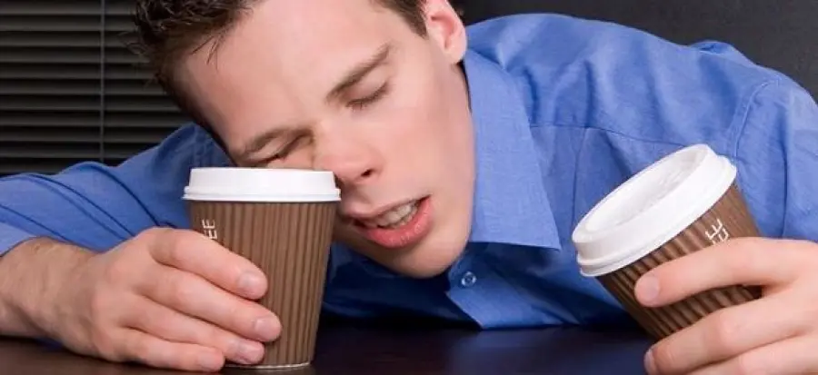 Lavorare di notte fa ingrassare: ridotto dispendio energetico