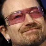 Bono Vox cade dalla bici a New York: dovrà operarsi al braccio