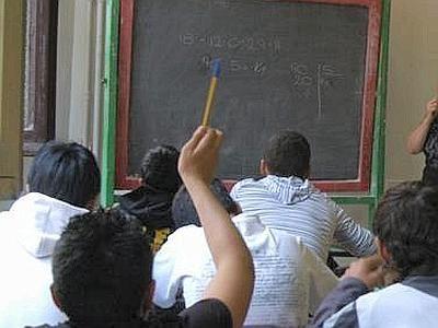 Perugia, insegnante insulta e malmena studente perché omosessuale