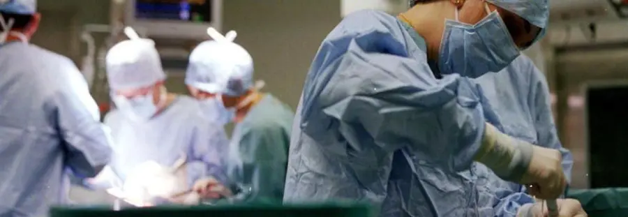 Protesi all'anca in bimba di due anni: straordinario intervento a Bologna