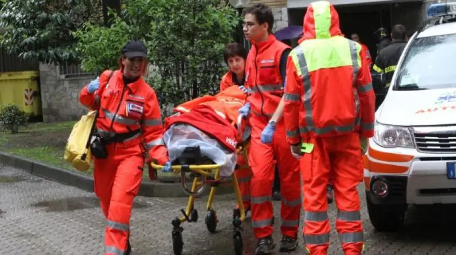 Milano, monossido di carbonio esce da scaldabagno difettoso: tre ricoverati