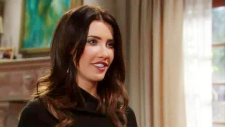 Beautiful, Steffy Forrester se ne va: annuncio su Fb