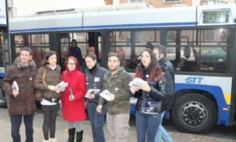 Borgaro, troppi scippi e molestie: bus solo per nomadi