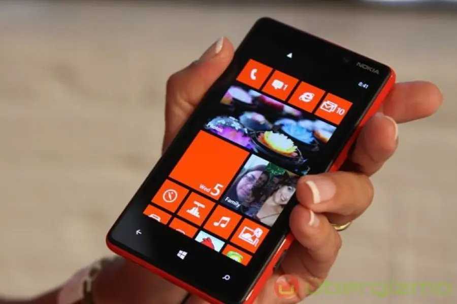 Microsoft: niente più nome Nokia, solo perdite