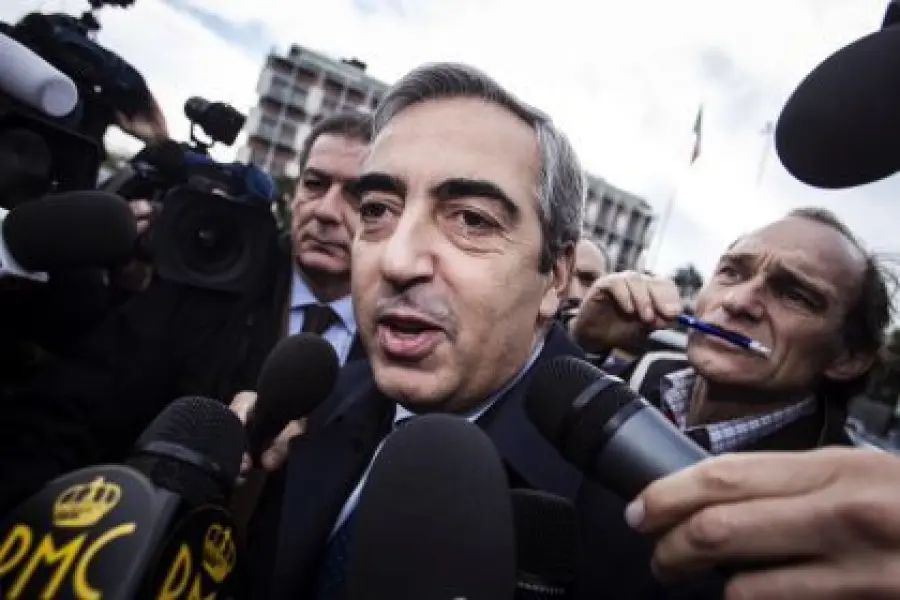 Maurizio Gasparri minacciato di morte: sporge denuncia