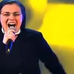 Suor Cristina stupisce ancora: interpreta Like a Virgin di Madonna