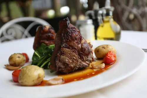 Alessandro Borghese – 4 Ristoranti a Bologna, sfida tra osterie