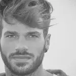 Claudio Sona querela un ‘ippopotamo’ che lo perseguita: l’annuncio su Instagram