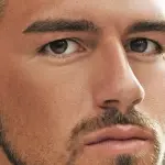 Uomini e Donne, Andrea Damante: critiche e accuse da Michele Monina