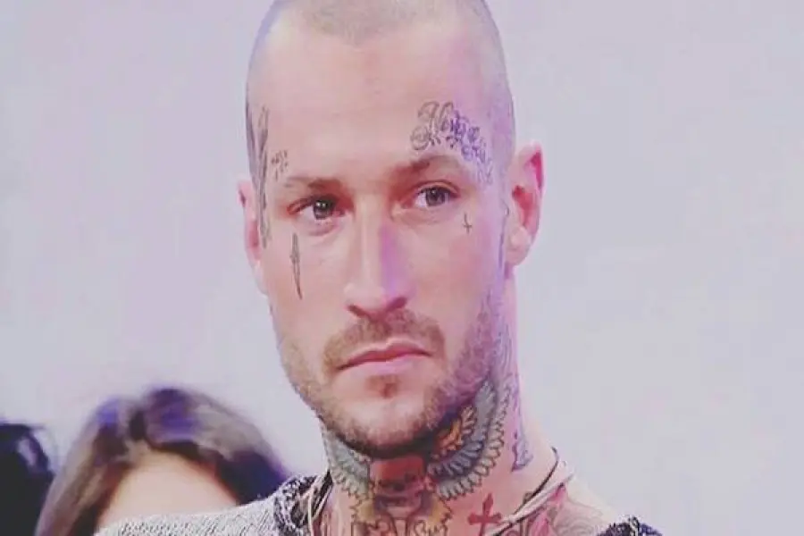 UeD news trono classico: Manuel Vallicella pronto per il trono