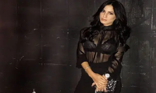 Grande Fratello Vip: Karina Cascella attacca Giulia De Lellis