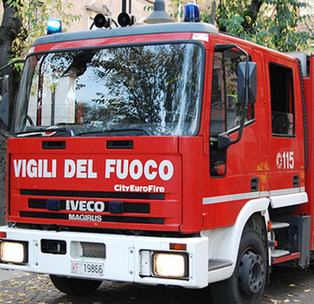 Incendio a Palermo: 77enne muore per salvare moglie