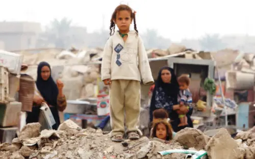 Povertà in Egitto inarrestabile: turismo precipita