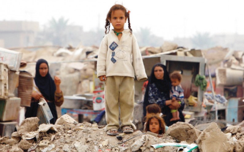 Povertà in Egitto inarrestabile: turismo precipita