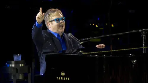 Elton John suona a Pompei, bis per 