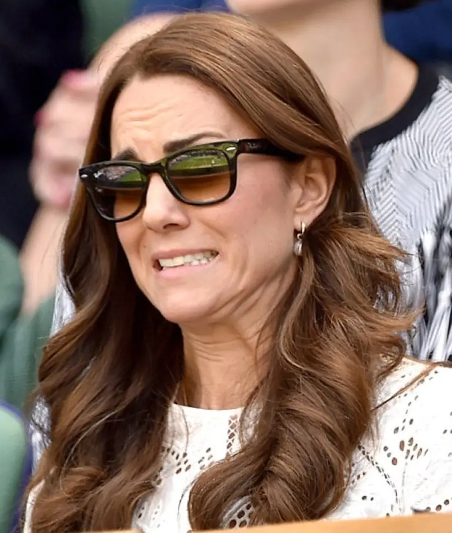 Kate Middleton: abito giallo a Wimbledon, bianco al Museo di Storia naturale