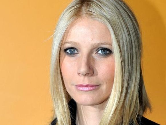 Gwyneth Paltrow: "Reggiseno Causa Tumore al Seno"