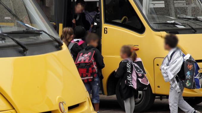 Civitavecchia, Bimba Dimenticata su Scuolabus