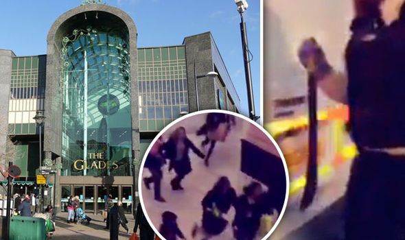 Londra, aggressione con machete in centro commerciale Glades