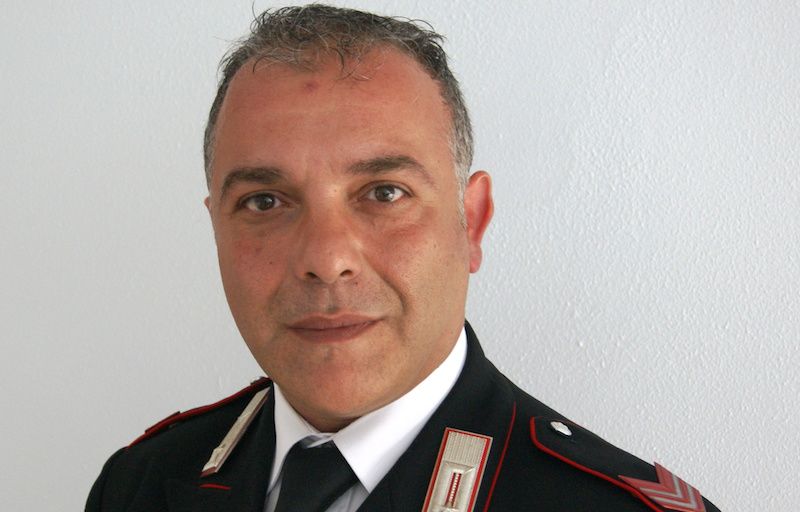 Carabiniere cade nella tromba delle scale e muore: addio a Gianluca Sciannaca