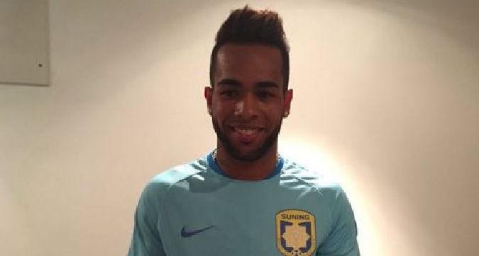 Alex Teixeira, Addio allo Shaktar: Approdo in Cina