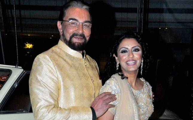 Kabir Bedi e Parveen Sposi dopo 10 Anni di Fidanzamento