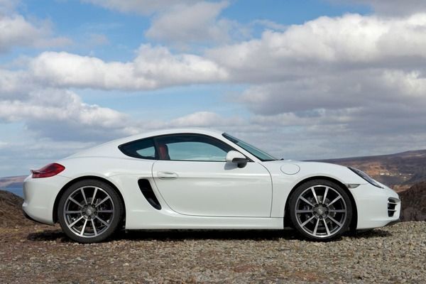 Porsche 718 Cayman: bella e potente