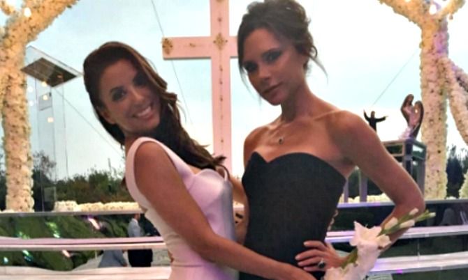 Victoria Beckham disegna abito da sposa per Eva Longoria