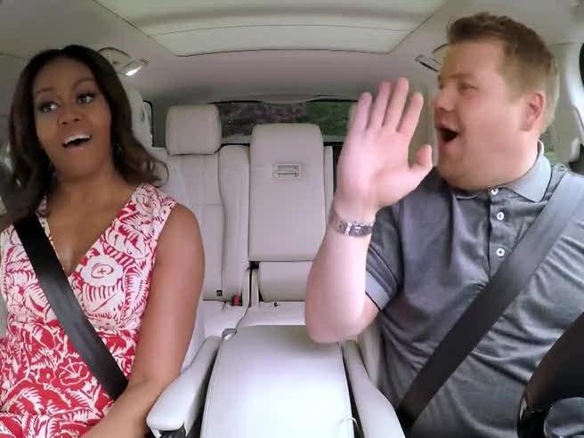 Michelle Obama canta Beyoncé nel 'Carpool Karaoke'