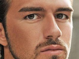 Uomini e Donne, Andrea Damante: critiche e accuse da Michele Monina