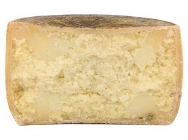 Formaggio pecorino siciliano