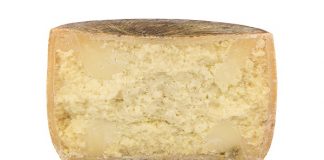 Formaggio pecorino siciliano